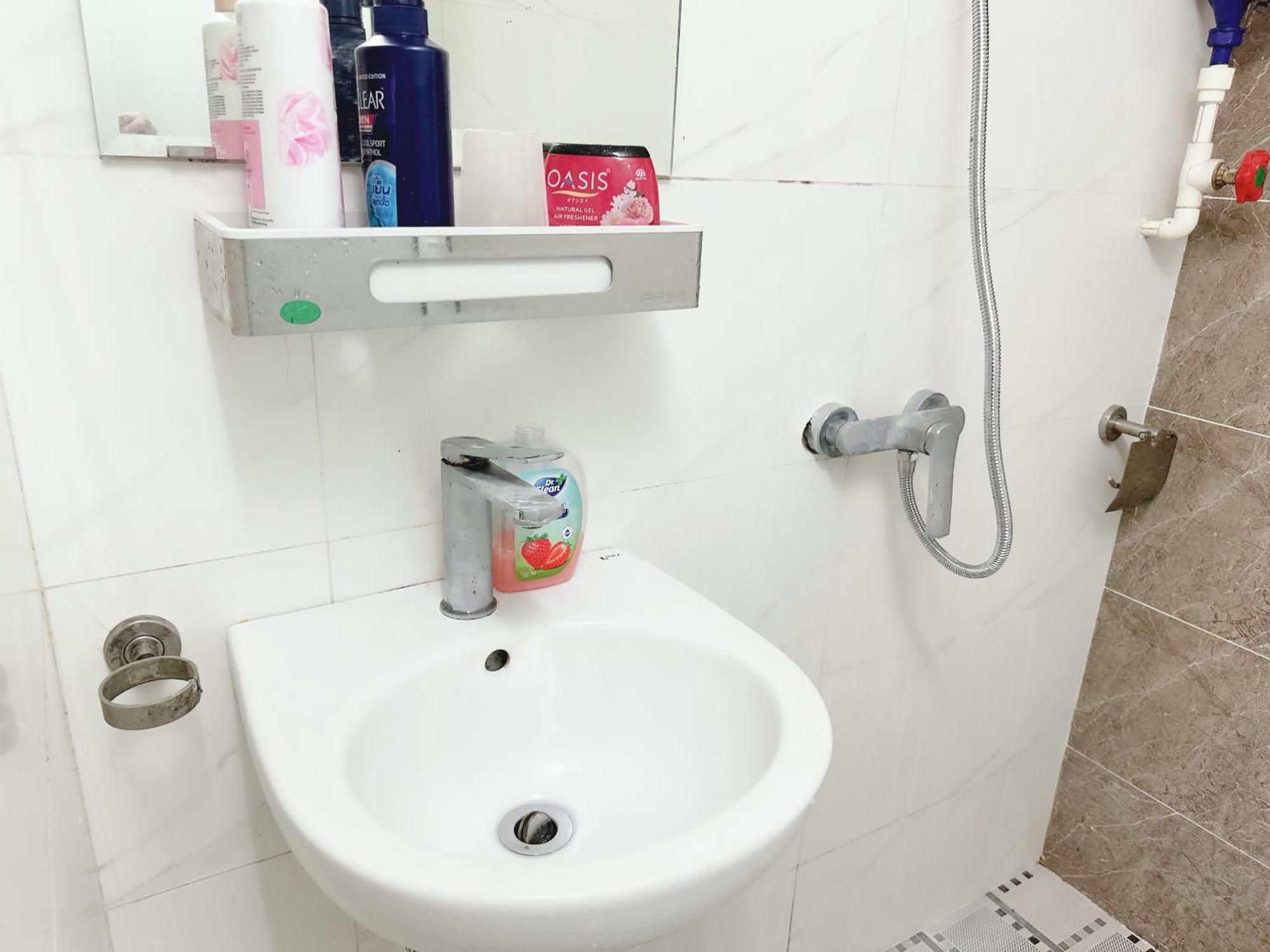 Cozy Nest 402tdh30 * Hanoi